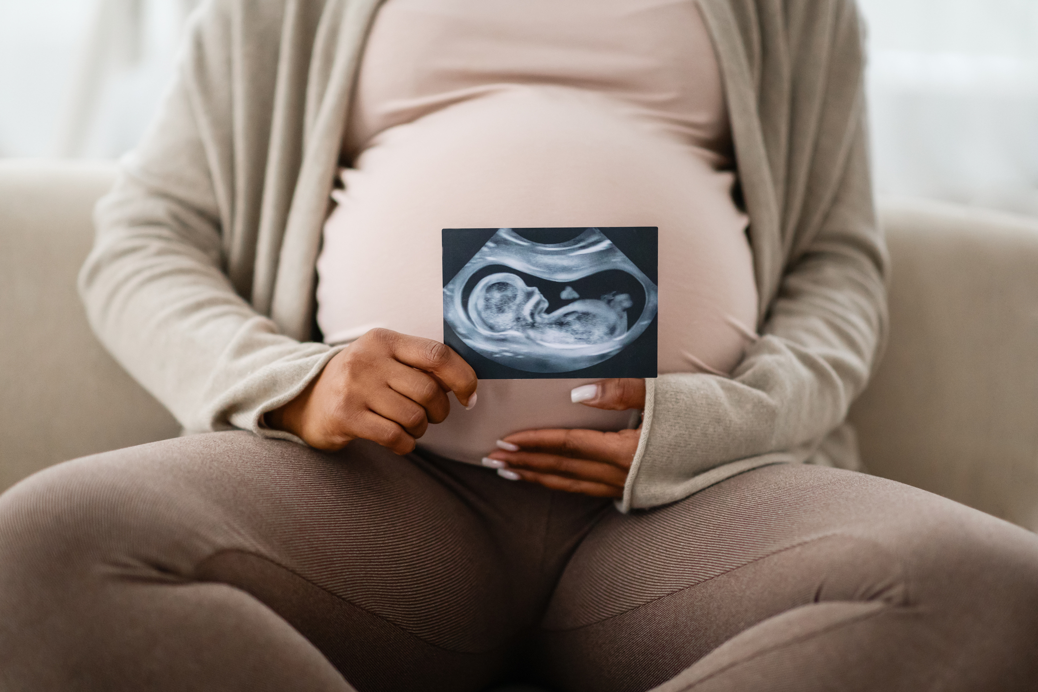 Gov. Reynolds Signs Landmark Prenatal Education Bill